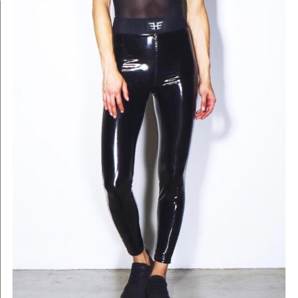 Heroine Sport Downtown Legging